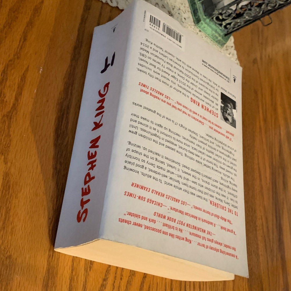 Stephen King IT Paperback First Edition Scriber 2016 - Picture 7 of 7